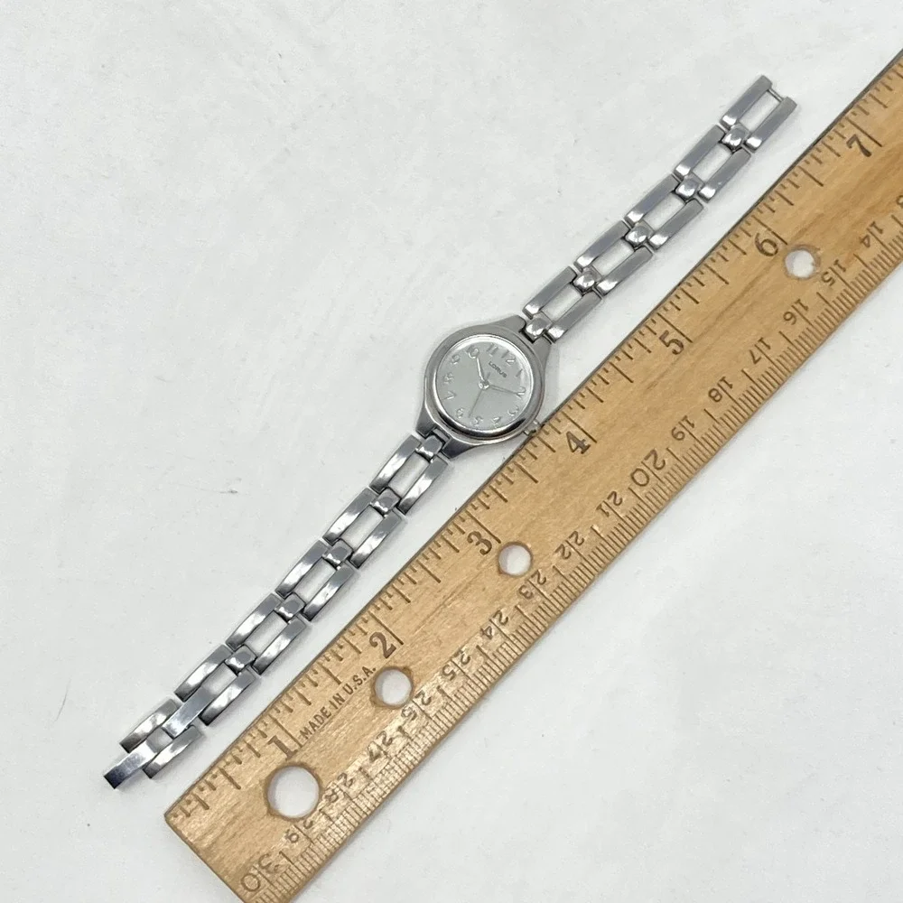 Lorus Women's Watch 22mm Silver Tone Brushed Finish Classic New Battery 6.5